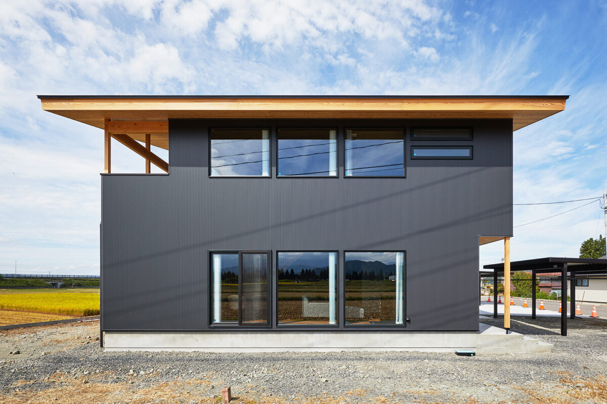 黒の家 | 施工事例 | 米沢・置賜の住宅・マイホームの網代建設